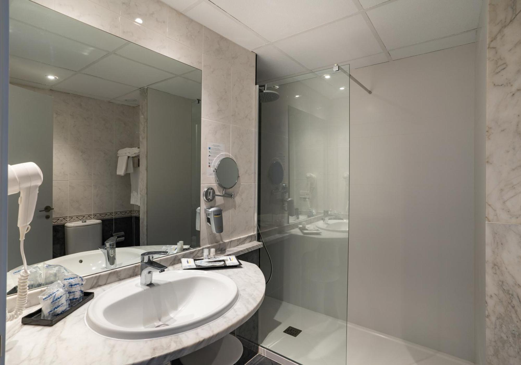 Medplaya Hotel Riudor - Adults Recommended Бенидорм Экстерьер фото